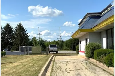 3625 Rock Creek Boulevard, Joliet, IL 60431 - Photo 19