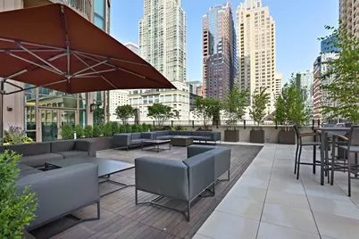 21 E Huron Street #1407, Chicago, IL 60611 - Photo 19