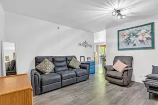 125 Leawood Dr, Roselle, IL 60172 - Photo 9