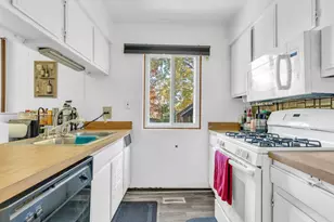 125 Leawood Dr, Roselle, IL 60172 - Photo 7