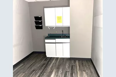 2260 W Higgins Road, Hoffman Estates, IL 60169 - Photo 9