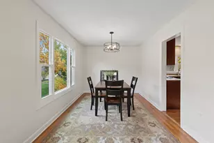 1108 N Main St, Wheaton, IL 60187 - Photo 7