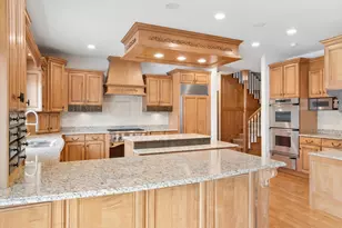 9 Squire Ln, Saint Charles, IL 60174 - Photo 27