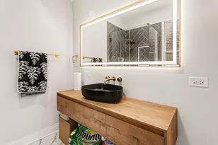 [Address not provided], Chicago, IL 60622 - Photo 17