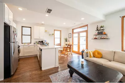 1753 W Cornelia Avenue, Chicago, IL 60657 - Photo 5