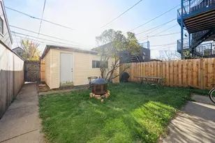 1753 W Cornelia Ave, Chicago, IL 60657 - Photo 15