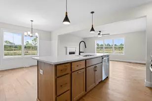 25 Meadow Dr, Monticello, IL 61856 - Photo 13