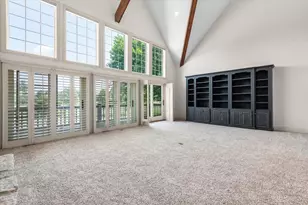 6918 Inverway Dr, Lakewood, IL 60014 - Photo 23