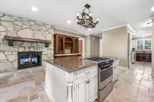 6918 Inverway Dr, Lakewood, IL 60014 - Photo 17