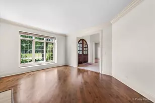 6918 Inverway Dr, Lakewood, IL 60014 - Photo 13