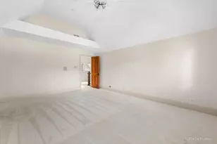 6918 Inverway Dr, Lakewood, IL 60014 - Photo 35