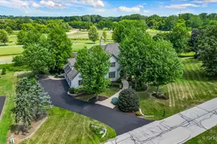 6918 Inverway Dr, Lakewood, IL 60014 - Photo 5