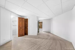 6918 Inverway Dr, Lakewood, IL 60014 - Photo 49