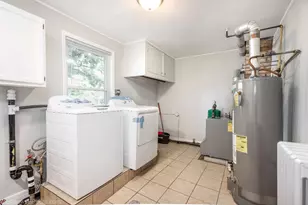 7700 Garden Ln, Justice, IL 60458 - Photo 13