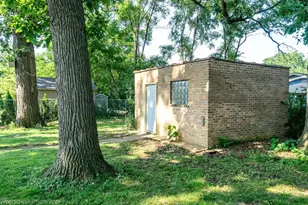 7700 Garden Ln, Justice, IL 60458 - Photo 17