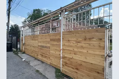 2503 N Lotus Avenue, Chicago, IL 60639 - Photo 3