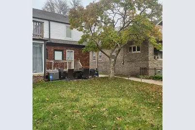 8034 S Clyde Avenue, Chicago, IL 60617 - Photo 7