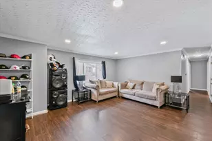 1226 Low St, Bloomington, IL 61701 - Photo 9