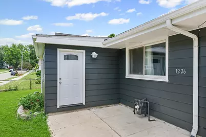 1226 Low Street, Bloomington, IL 61701 - Photo 5