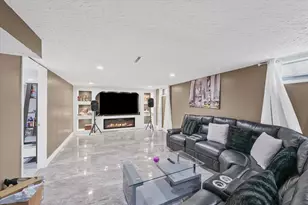 1226 Low St, Bloomington, IL 61701 - Photo 21