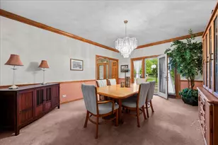 36 Oak Bluff Ct, Naperville, IL 60565 - Photo 9