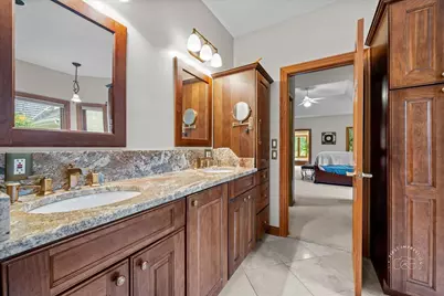 36 Oak Bluff Court, Naperville, IL 60565 - Photo 7