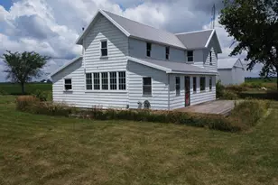 2371 N 3100 East Rd, Donovan, IL 60931 - Photo 3