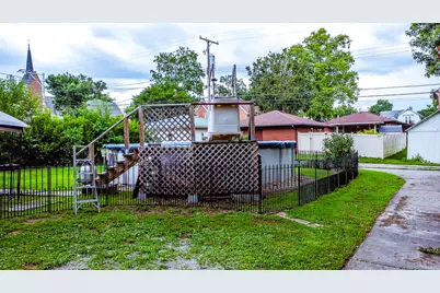 308 E Mulberry Street, Watseka, IL 60970 - Photo 5