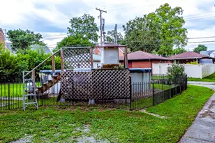 308 E Mulberry St, Watseka, IL 60970 - Photo 5