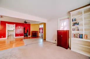 308 E Mulberry St, Watseka, IL 60970 - Photo 11