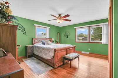 210 N Prospect Avenue, Savoy, IL 61874 - Photo 15