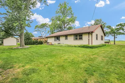210 N Prospect Avenue, Savoy, IL 61874 - Photo 29