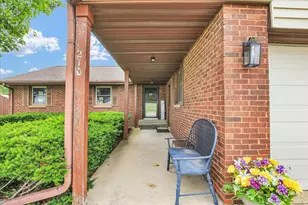 210 N Prospect Ave, Savoy, IL 61874 - Photo 5