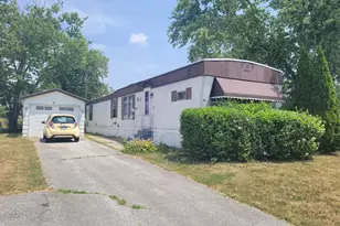 10 Meadowlark Ln, Beecher, IL 60401 - Photo 1