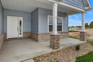 1 Forest Ct, Monticello, IL 61856 - Photo 3