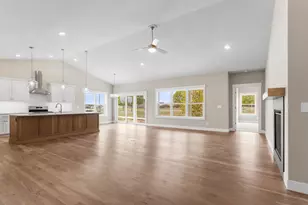 4 Forest Dr, Monticello, IL 61856 - Photo 5