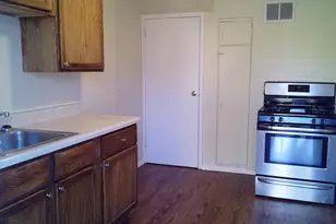 21 Indianwood Blvd, Park Forest, IL 60466 - Photo 3