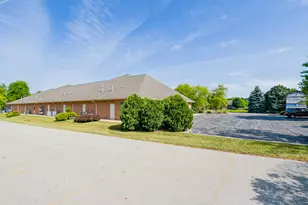 1425 Essington Rd, Joliet, IL 60435 - Photo 9