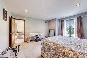 33 N Liberty Dr, South Barrington, IL 60010 - Photo 17