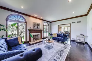 33 N Liberty Dr, South Barrington, IL 60010 - Photo 3