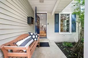 246 Churchill St, Northfield, IL 60093 - Photo 3