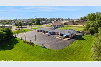 731 Midwest Court, Freeport, IL 61032 - Photo 51