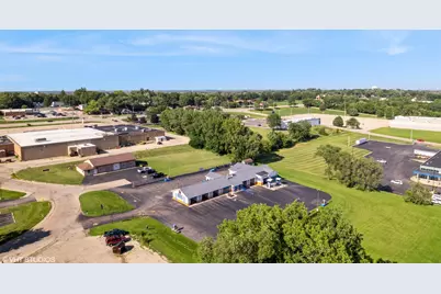 731 Midwest Court, Freeport, IL 61032 - Photo 41