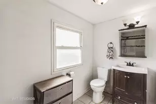 5037 Fargo Ave, Skokie, IL 60077 - Photo 15