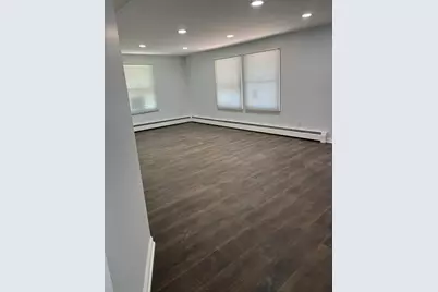 445 Lucille Avenue, Elgin, IL 60120 - Photo 5