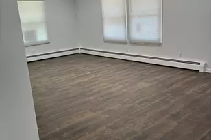 445 Lucille Ave, Elgin, IL 60120 - Photo 5