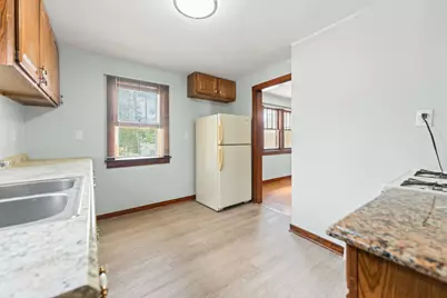 637/639 E Wilson Street, Batavia, IL 60510 - Photo 3