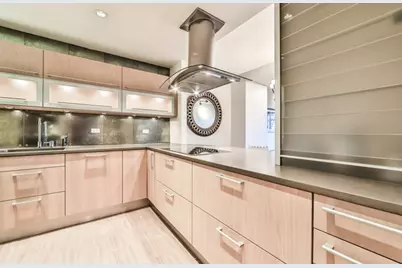 2100 N Lincoln Park West #4DN, Chicago, IL 60614 - Photo 3