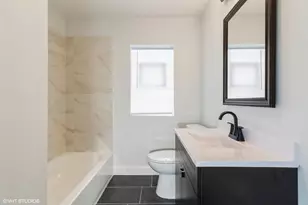 7915 S Justine St, Chicago, IL 60620 - Photo 9