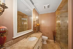1031 Barrys Ct, Lake Forest, IL 60045 - Photo 19